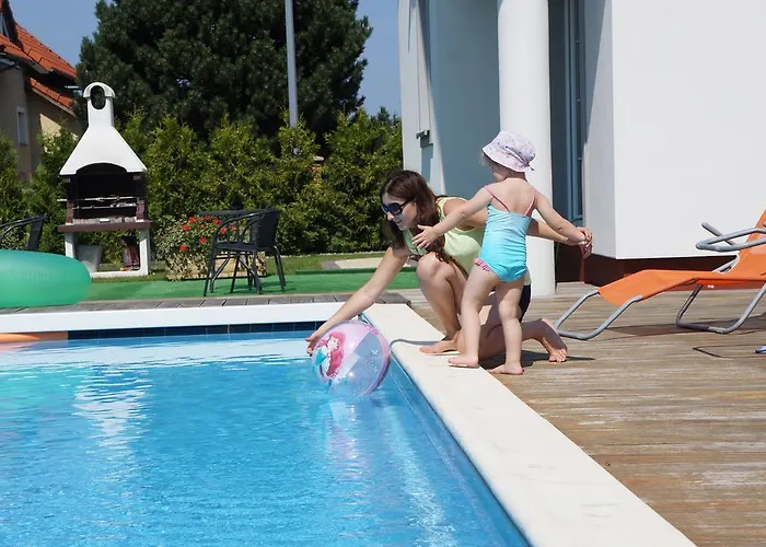 Дом отдыха Dom Przy Basenie *