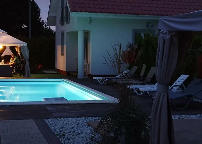 Dom Przy Basenie Дом отдыха